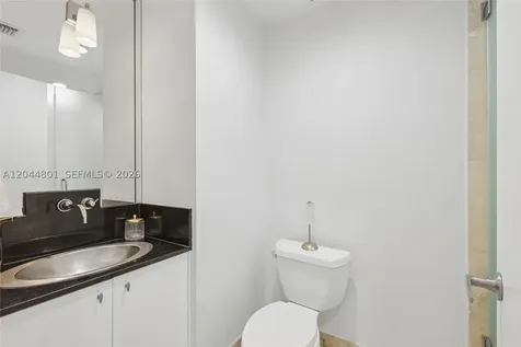 204 Washington Avenue Miami Beach FL 33139
