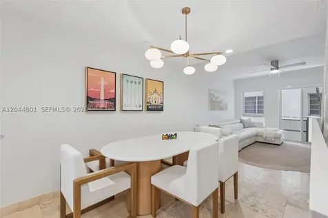 204 Washington Avenue Miami Beach FL 33139