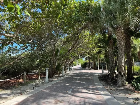 204 Washington Avenue Miami Beach FL 33139