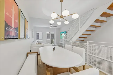 204 Washington Avenue Miami Beach FL 33139