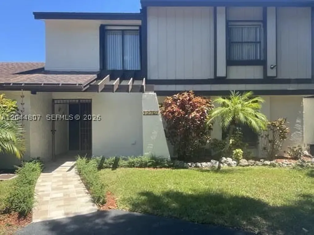 12701 SW 70th Lane Miami FL 33183