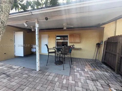 4402 NW 5th Avenue Deerfield Beach FL 33064