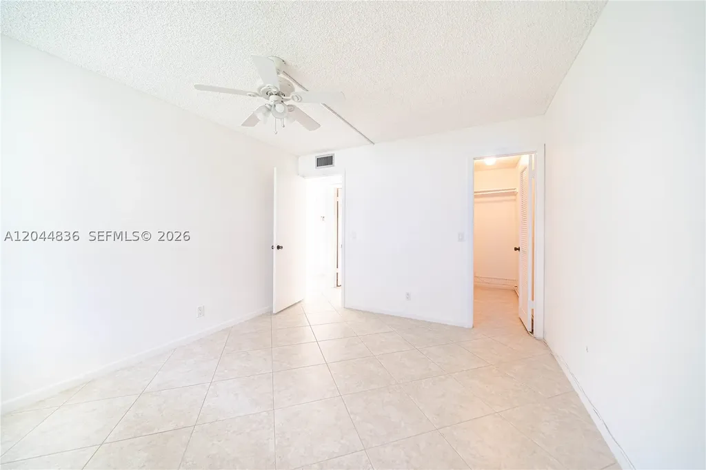 642 N Normandy N Delray Beach FL 33484