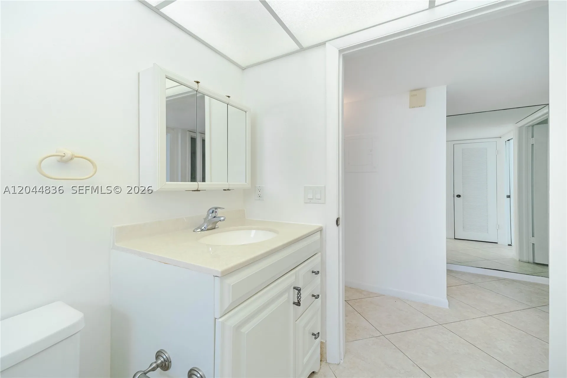 642 N Normandy N Delray Beach FL 33484