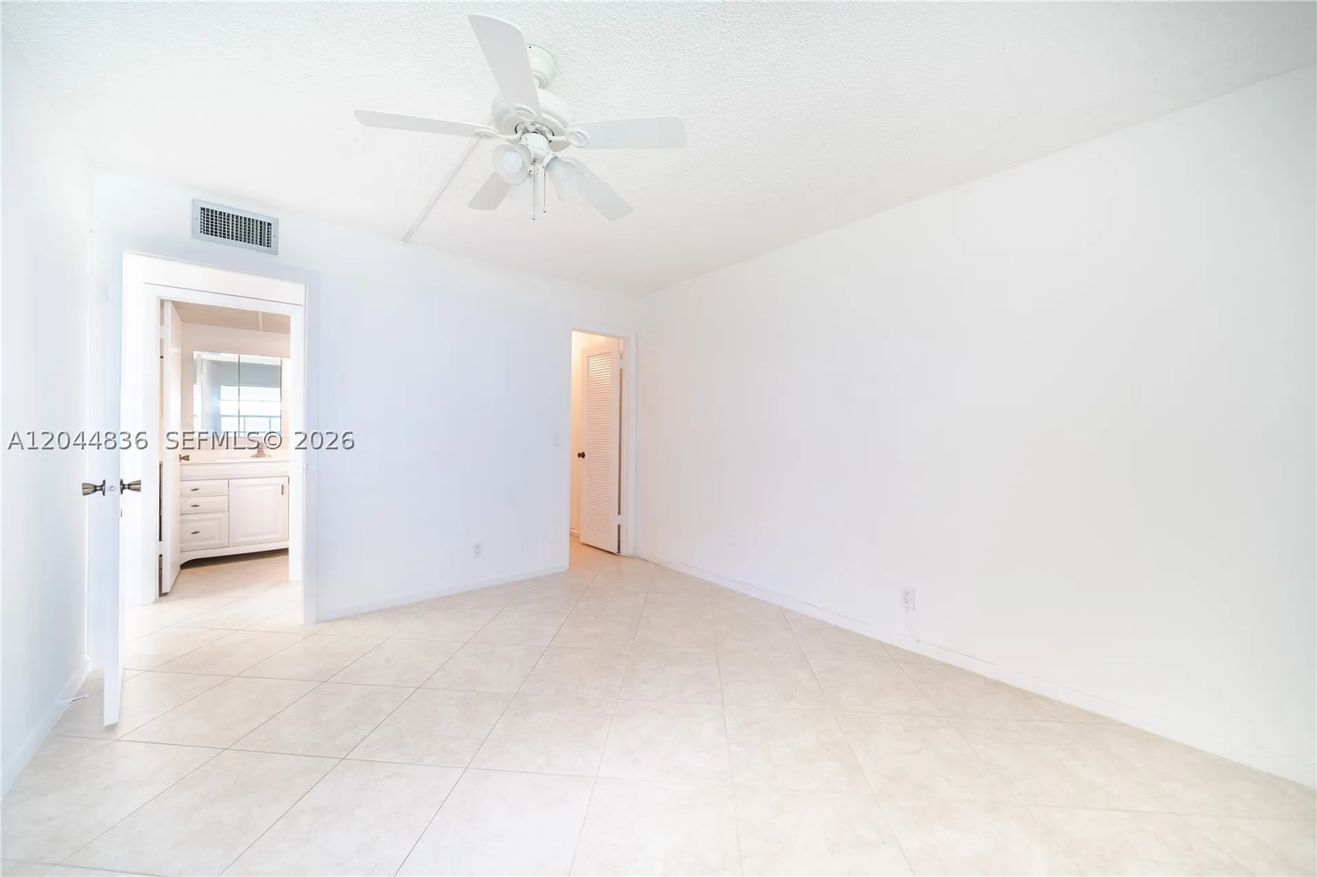 642 N Normandy N Delray Beach FL 33484