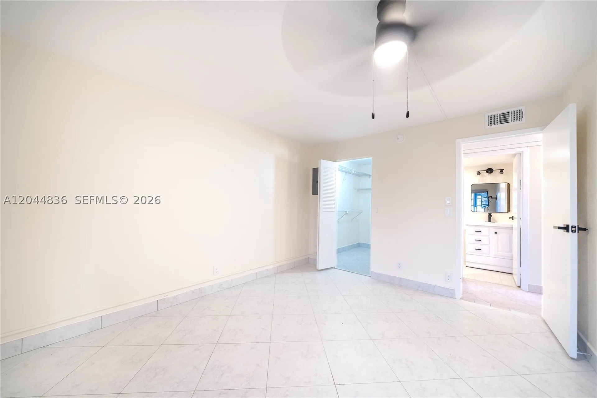 642 N Normandy N Delray Beach FL 33484