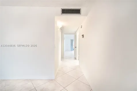 642 N Normandy N Delray Beach FL 33484