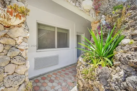 320 85th Street Miami Beach FL 33141