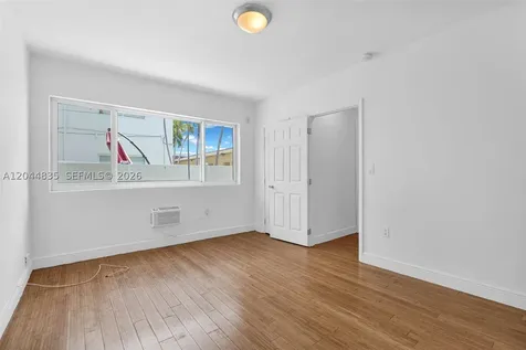 320 85th Street Miami Beach FL 33141