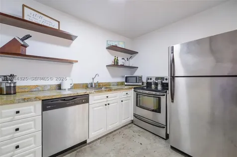 1020 Meridian Avenue Miami Beach FL 33139