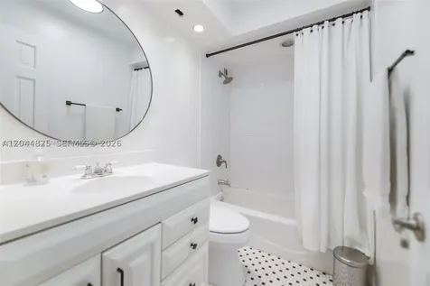 1020 Meridian Avenue Miami Beach FL 33139