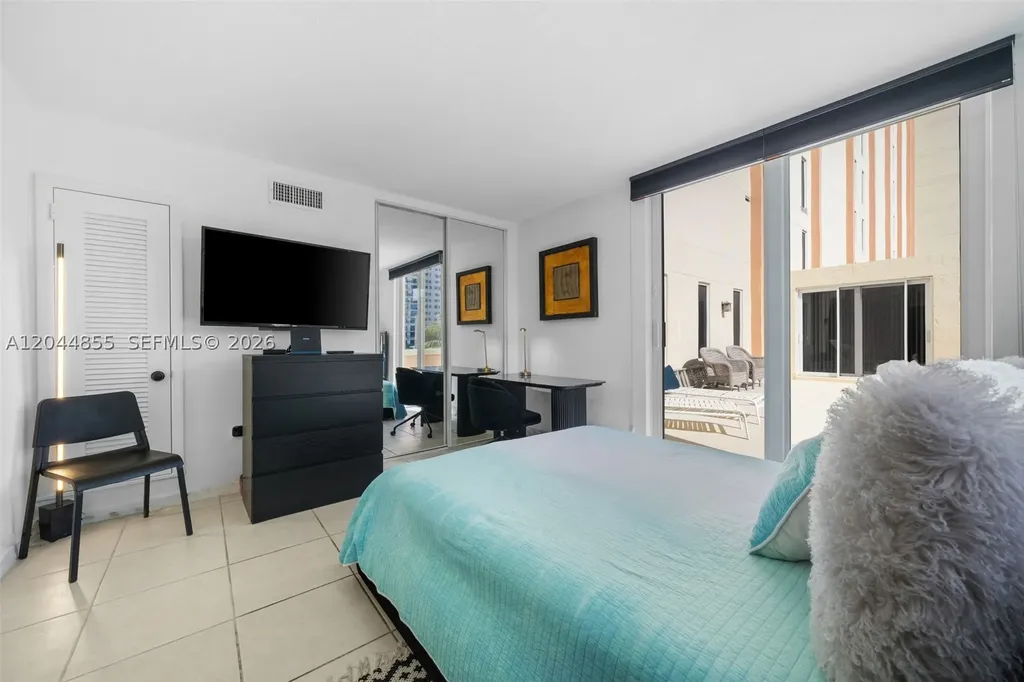 801 S Ocean Drive Hollywood FL 33019