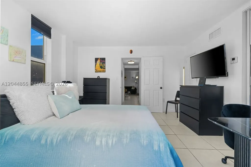 801 S Ocean Drive Hollywood FL 33019