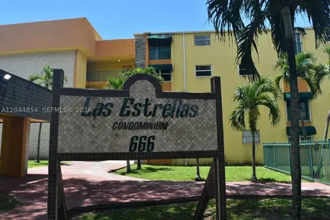 666 W 81st Street Hialeah FL 33014