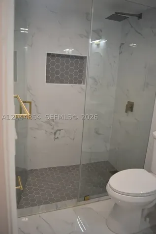666 W 81st Street Hialeah FL 33014