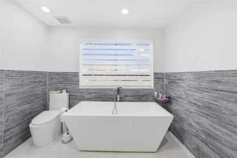 16546 SW 103rd Lane Miami FL 33196
