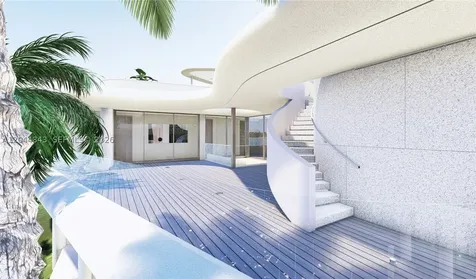 1224 S Venetian Way Miami FL 33139