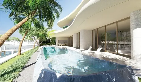 1224 S Venetian Way Miami FL 33139