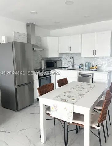 340 S Oakridge S Deerfield Beach FL 33442