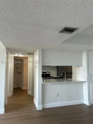 Miami FL 33193