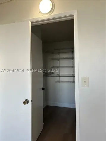 Miami FL 33193