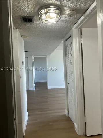 Miami FL 33193