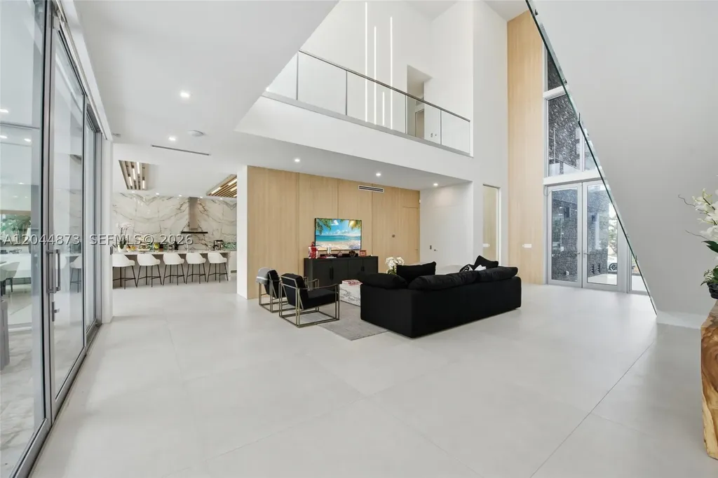 91 Fiesta Way Fort Lauderdale FL 33301