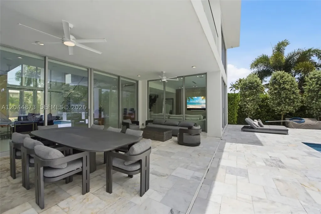 91 Fiesta Way Fort Lauderdale FL 33301