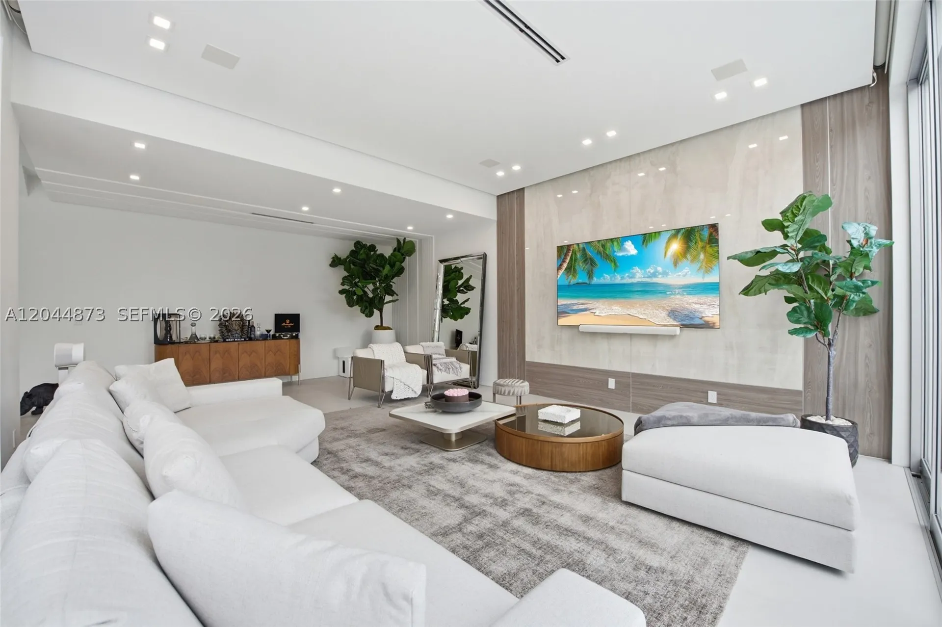91 Fiesta Way Fort Lauderdale FL 33301