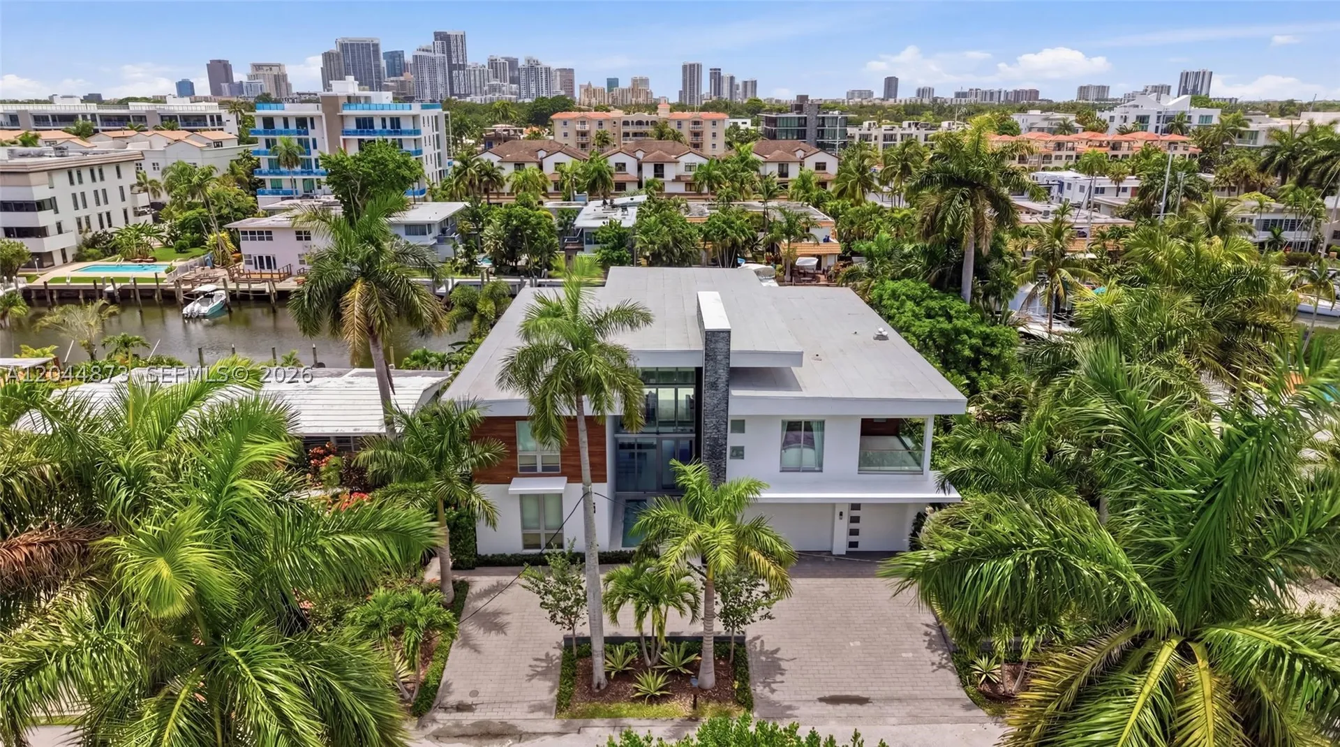91 Fiesta Way Fort Lauderdale FL 33301