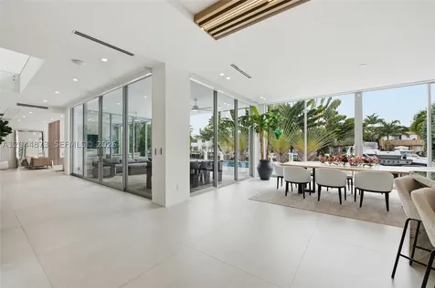 91 Fiesta Way Fort Lauderdale FL 33301