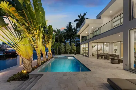 91 Fiesta Way Fort Lauderdale FL 33301