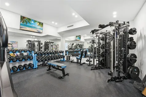 91 Fiesta Way Fort Lauderdale FL 33301