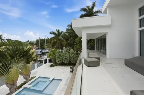 91 Fiesta Way Fort Lauderdale FL 33301