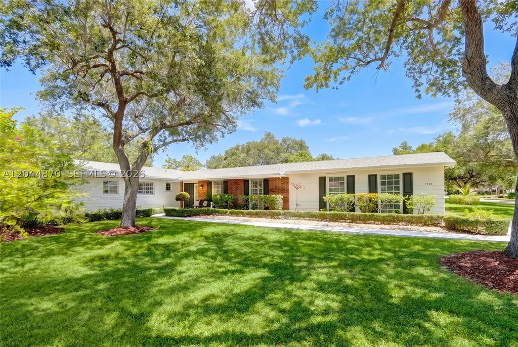 7520 SW 164th Street Palmetto Bay FL 33157