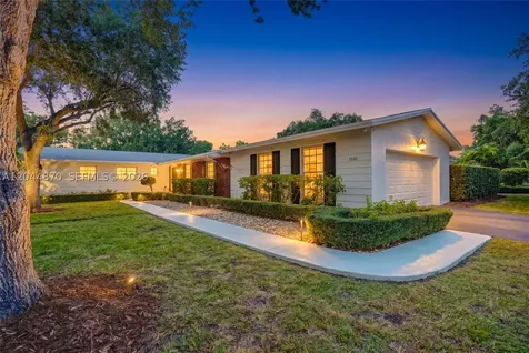 7520 SW 164th Street Palmetto Bay FL 33157