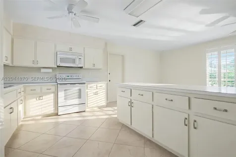 7520 SW 164th Street Palmetto Bay FL 33157