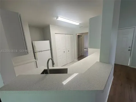 3417 NW 44th Street Oakland Park FL 33309