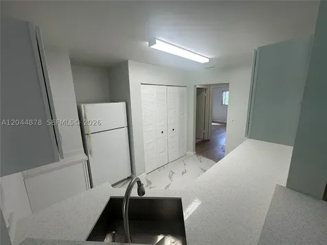 3417 NW 44th Street Oakland Park FL 33309