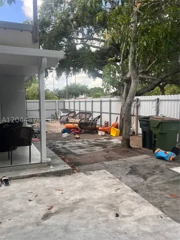 1195 NW 130th Street North Miami FL 33168