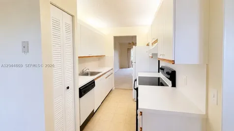 12900 SW 13th Street Pembroke Pines FL 33027
