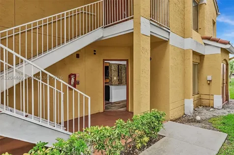 2341 NW 33rd Street Oakland Park FL 33309