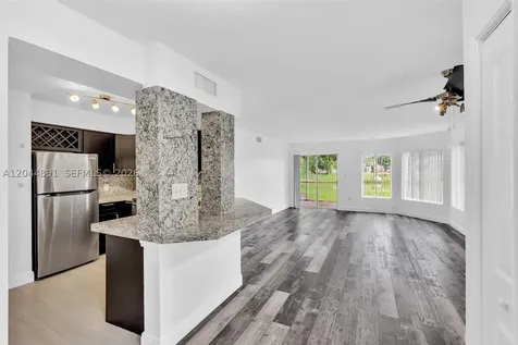 2341 NW 33rd Street Oakland Park FL 33309