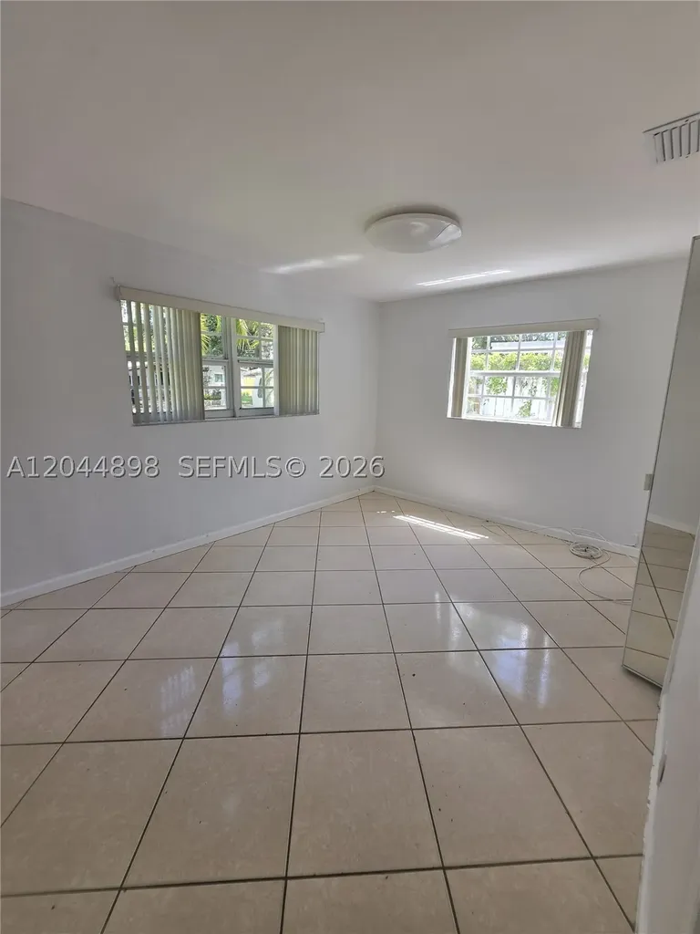 5720 Douglas Street Hollywood FL 33021