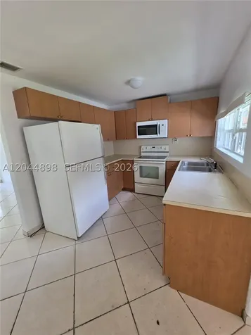 5720 Douglas Street Hollywood FL 33021