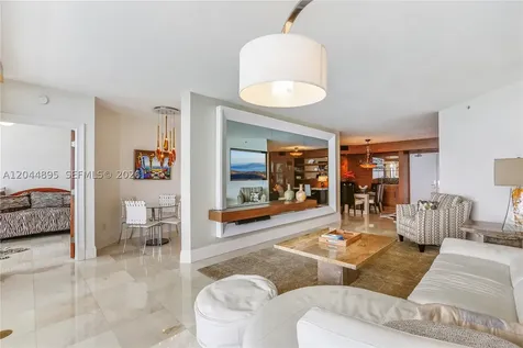 4779 Collins Avenue Miami Beach FL 33140