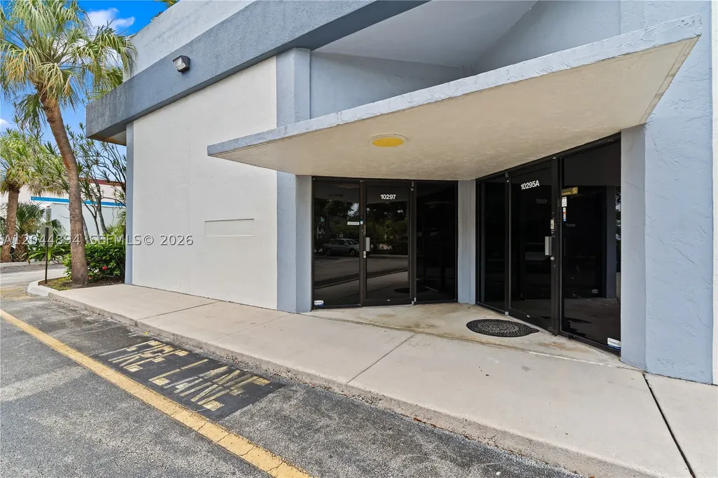 10297 NW 46th Street Sunrise FL 33351