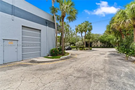10297 NW 46th Street Sunrise FL 33351
