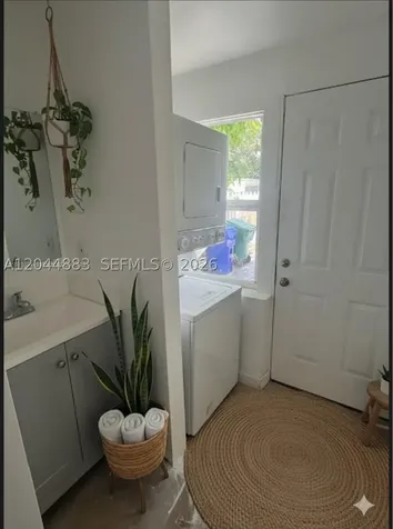 81 NW 44th Street Miami FL 33127