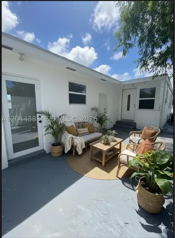 81 NW 44th Street Miami FL 33127